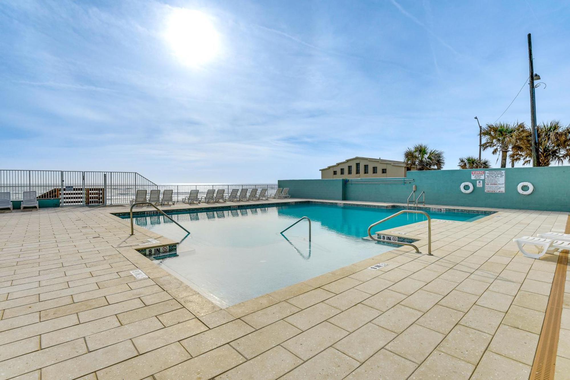 Updated Daytona Beach Oceanfront Studio! Exterior foto