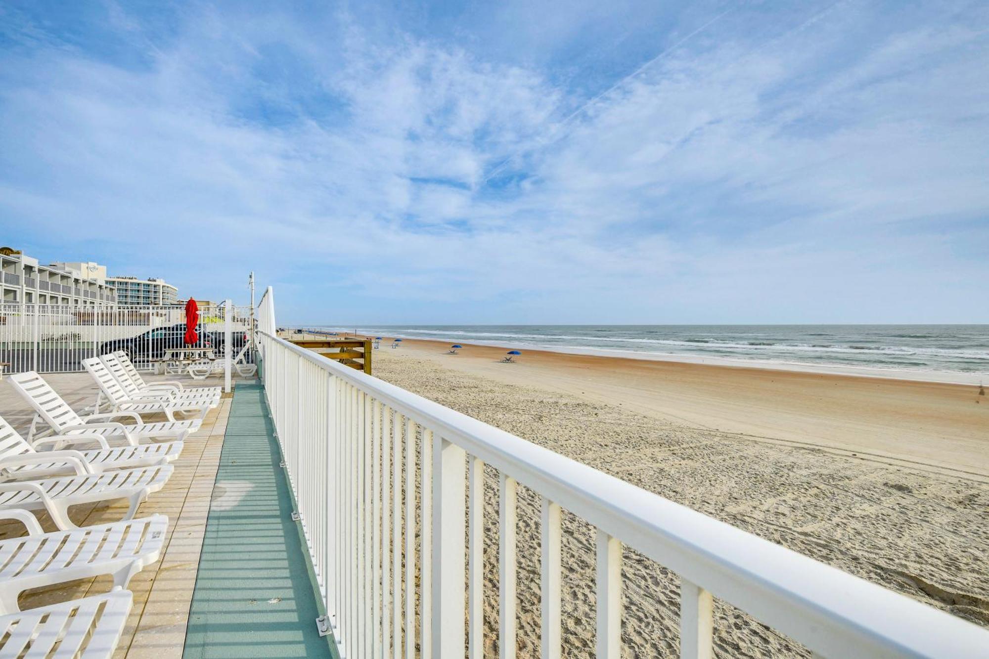Updated Daytona Beach Oceanfront Studio! Exterior foto